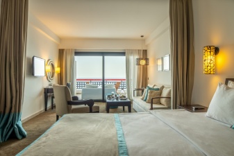 Oda Görseli: Grand Palm & Resident Suite Oda / Yarım Pansiyon