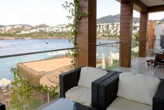 Oda Görseli: 3 Bedroom Beach Suit Oda / Oda Kahvaltı